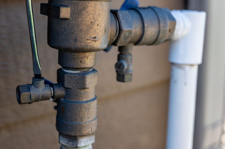 The Basics: How Does a Backflow Preventer Work?