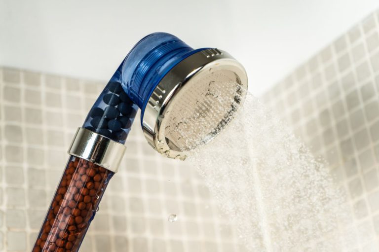 How to Choose the Right Filter Shower Head for Iron Removal