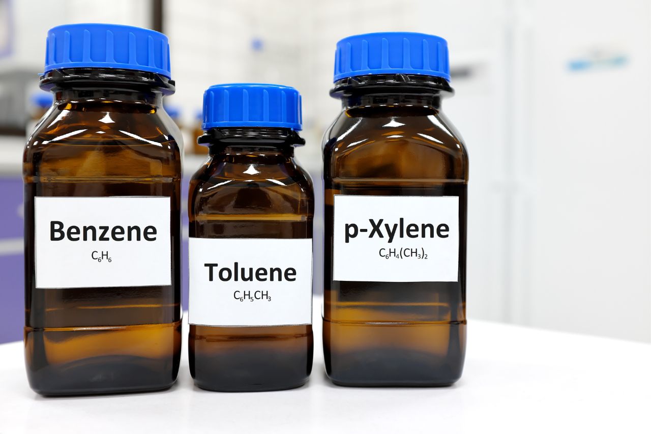 Volatile Organic Compounds benezene, toluene, and xylene in bottles